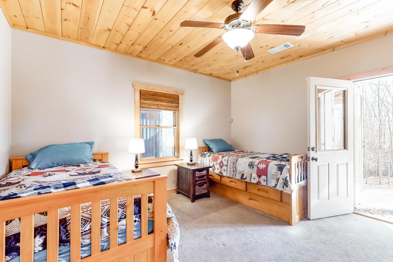 Bearfoot Lodge エリジェイ エクステリア 写真